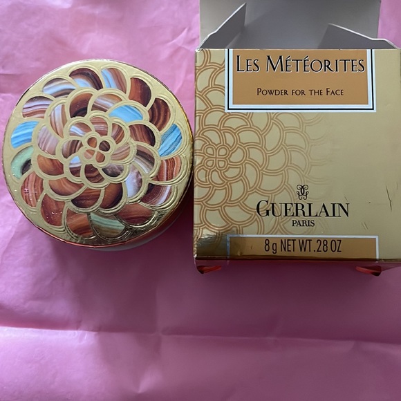 GUERLAIN Powder Faces—Vintage Print - Picture 2 of 6